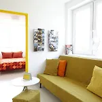 Lovely Sunny Flat In Center Apartment *