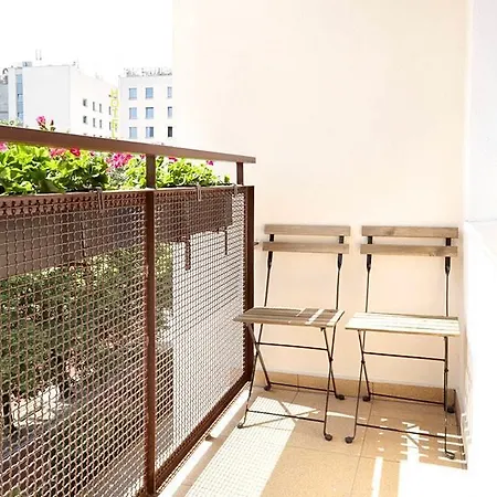 Lovely Sunny Flat In Center *